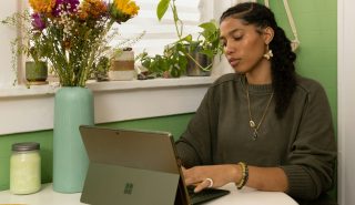 surface-Dfv32dG72fU-unsplash